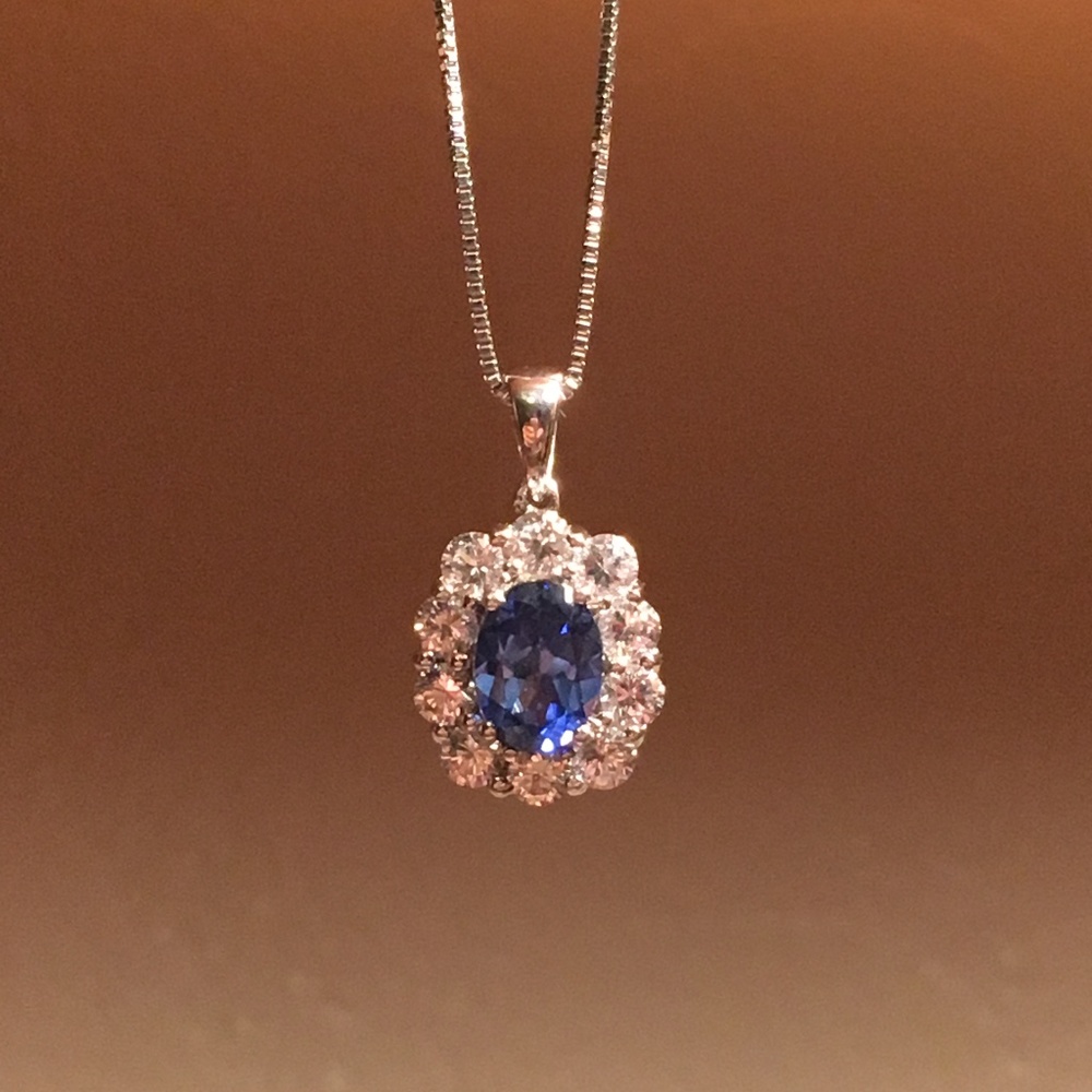 BLUE/WHITE SAPPHIRE PENDANT 925 SILVER BOX CHAIN